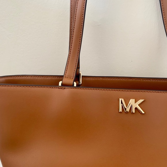 Michael Kors Mott Leather Tote 30F7GOXT2L in Acorn - Picture 2 of 6